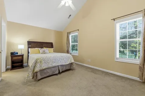 1094 Oakdale Court Rockingham VA 22801