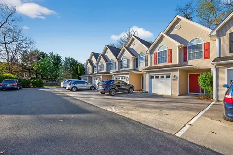 1094 Oakdale Court Rockingham VA 22801