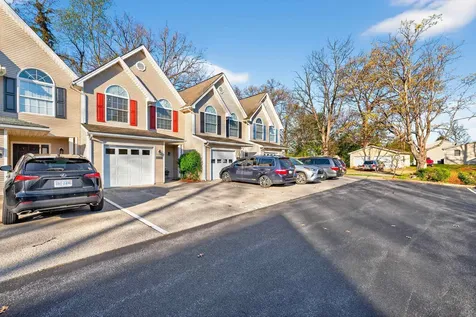 1094 Oakdale Court Rockingham VA 22801