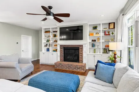 65 Wakefield Drive Verona VA 24482