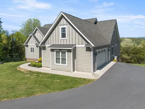 65 Wakefield Drive Verona VA 24482