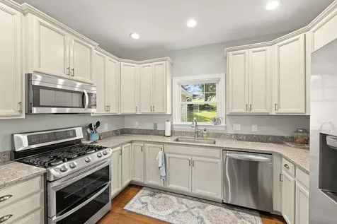 65 Wakefield Drive Verona VA 24482