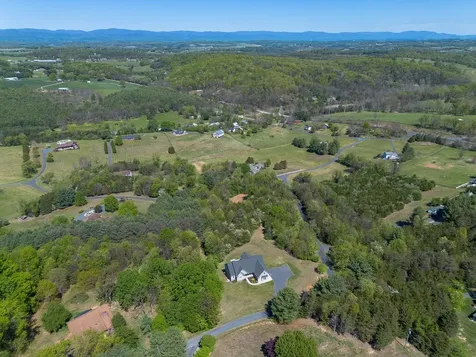 65 Wakefield Drive Verona VA 24482