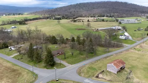 14777 Hopkins Gap Road Fulks Run VA 22830