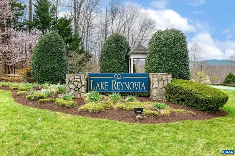 1591 Reynovia Drive Charlottesville VA 22902