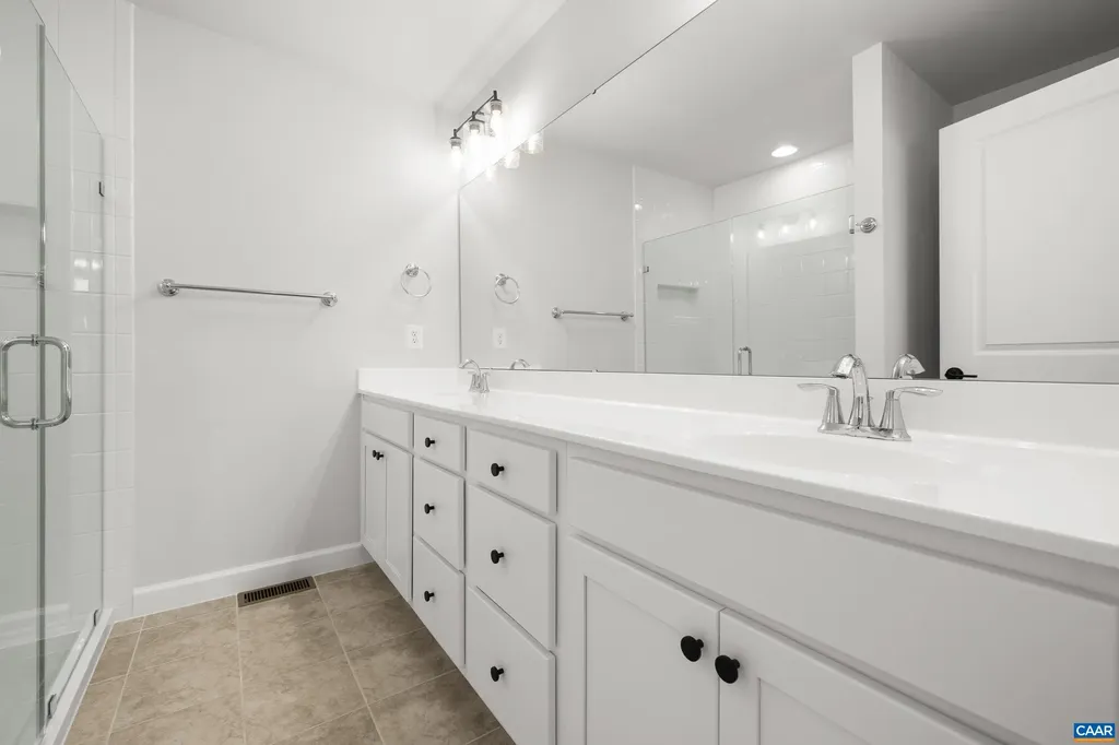 19C Wardell Crest Charlottesville VA 22902