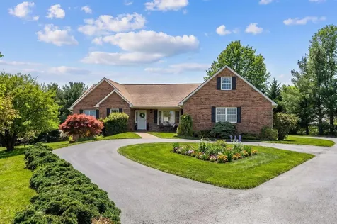 92 Fieldhaven Place Staunton VA 24401