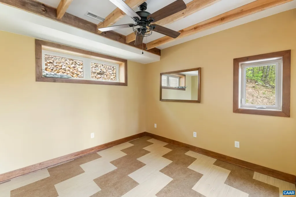 407 Farmview Road Stanardsville VA 22973