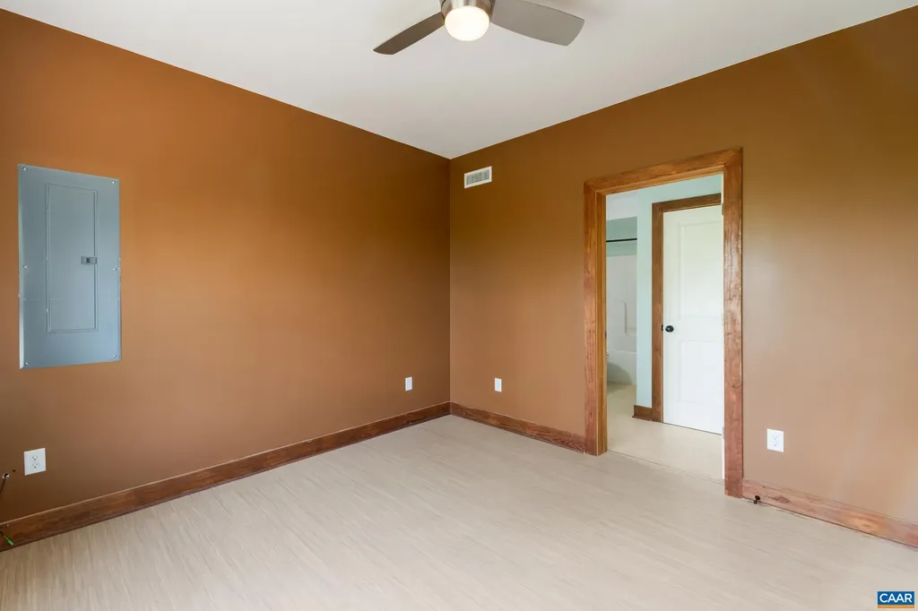 407 Farmview Road Stanardsville VA 22973