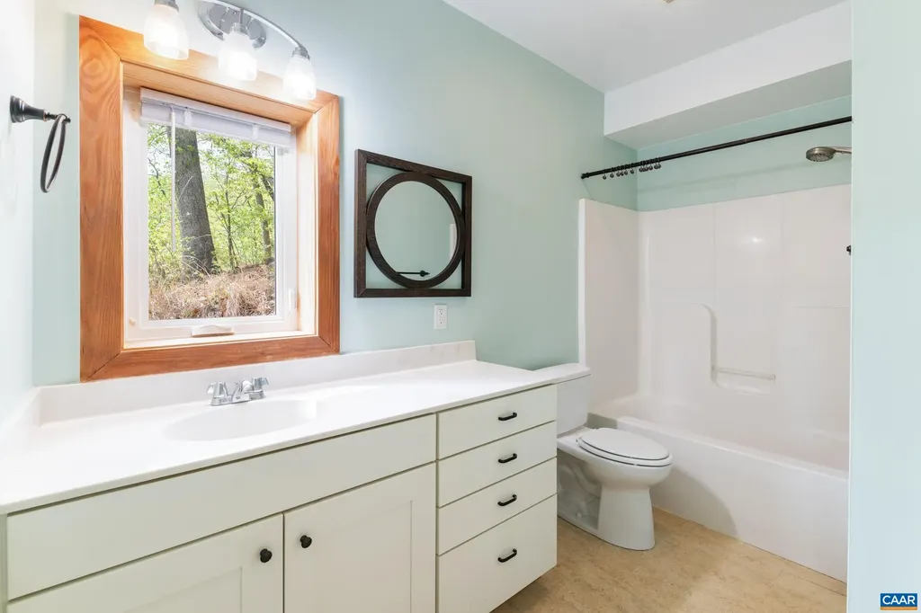407 Farmview Road Stanardsville VA 22973