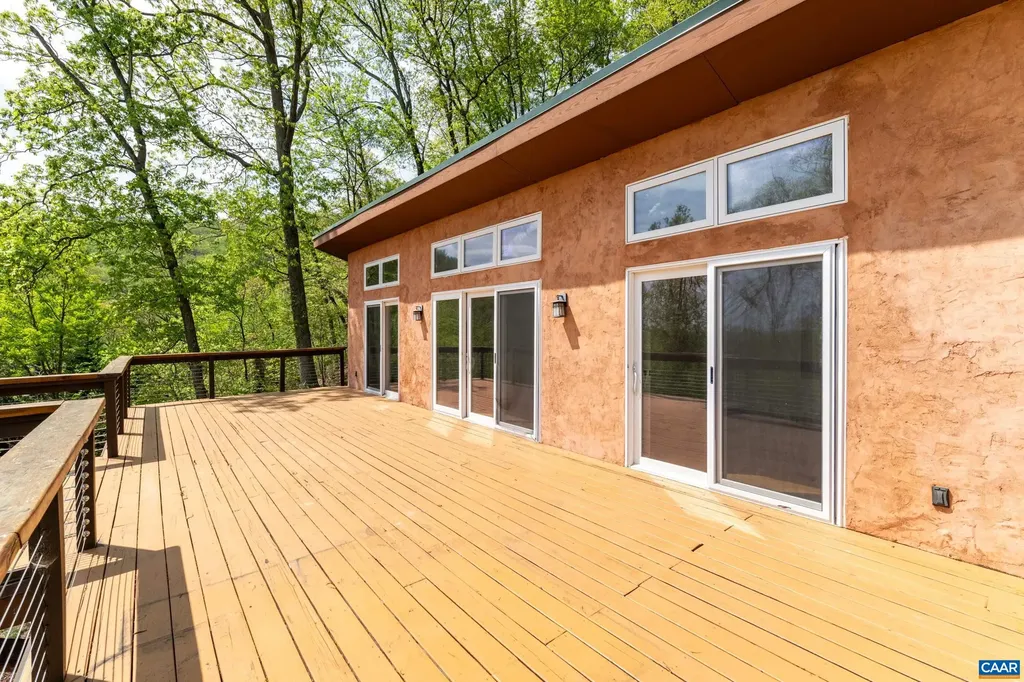407 Farmview Road Stanardsville VA 22973