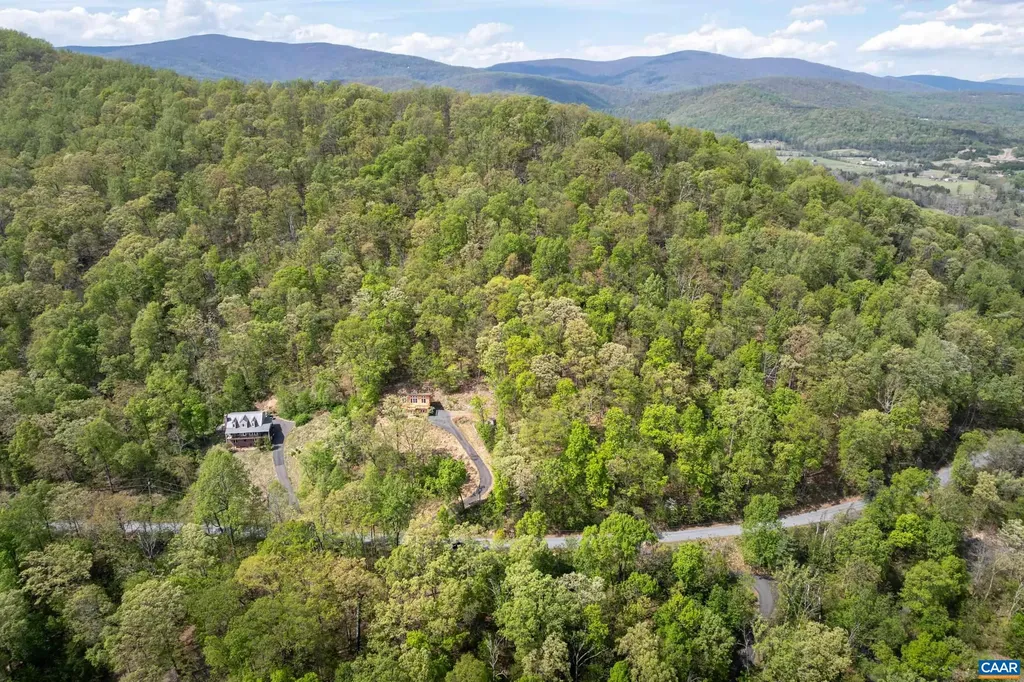 407 Farmview Road Stanardsville VA 22973