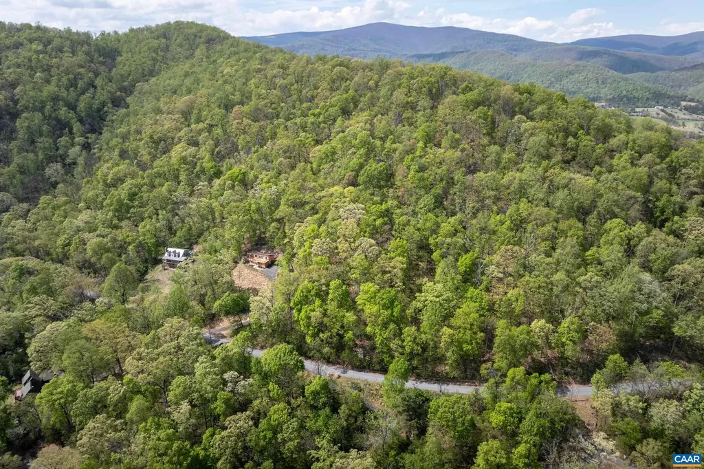 407 Farmview Road Stanardsville VA 22973