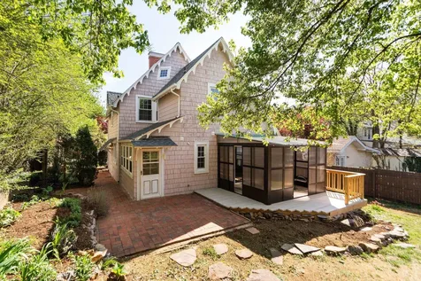 718 Alleghany Avenue Staunton VA 24401