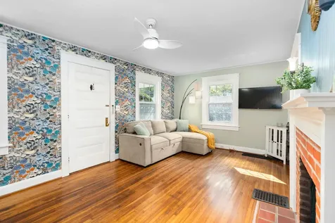 718 Alleghany Avenue Staunton VA 24401