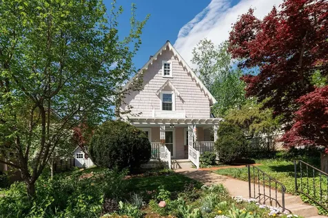718 Alleghany Avenue Staunton VA 24401