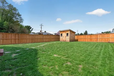 614 Second Street S Shenandoah VA 22849