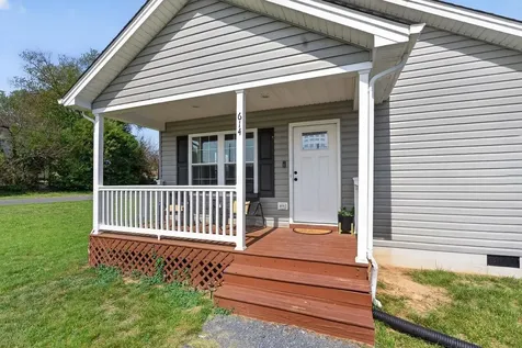 614 Second Street S Shenandoah VA 22849