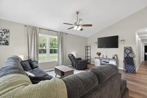 614 Second Street S Shenandoah VA 22849