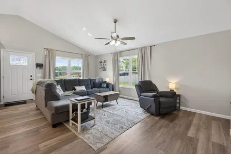 614 Second Street S Shenandoah VA 22849