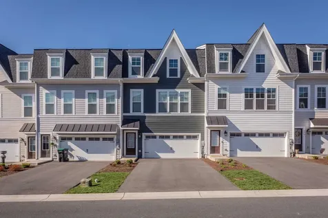 3224 Marion Square Rockingham VA 22801