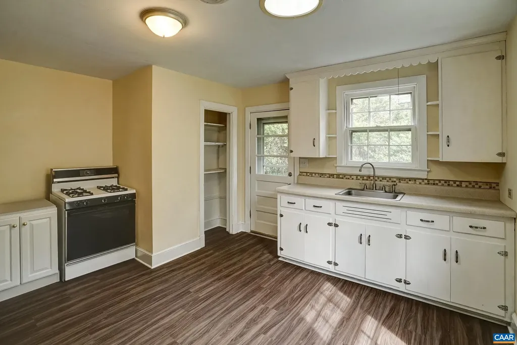 2425 Jefferson Park Avenue Charlottesville VA 22903