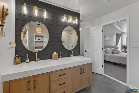 187 Fox Horn Lane Charlottesville VA 22902