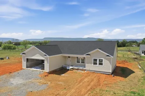 90 Arthur Lane Luray VA 22835