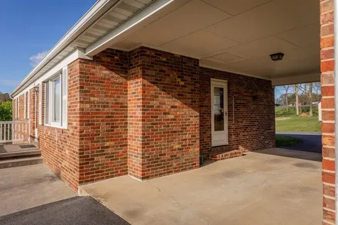 211 Pear Street Harrisonburg VA 22801