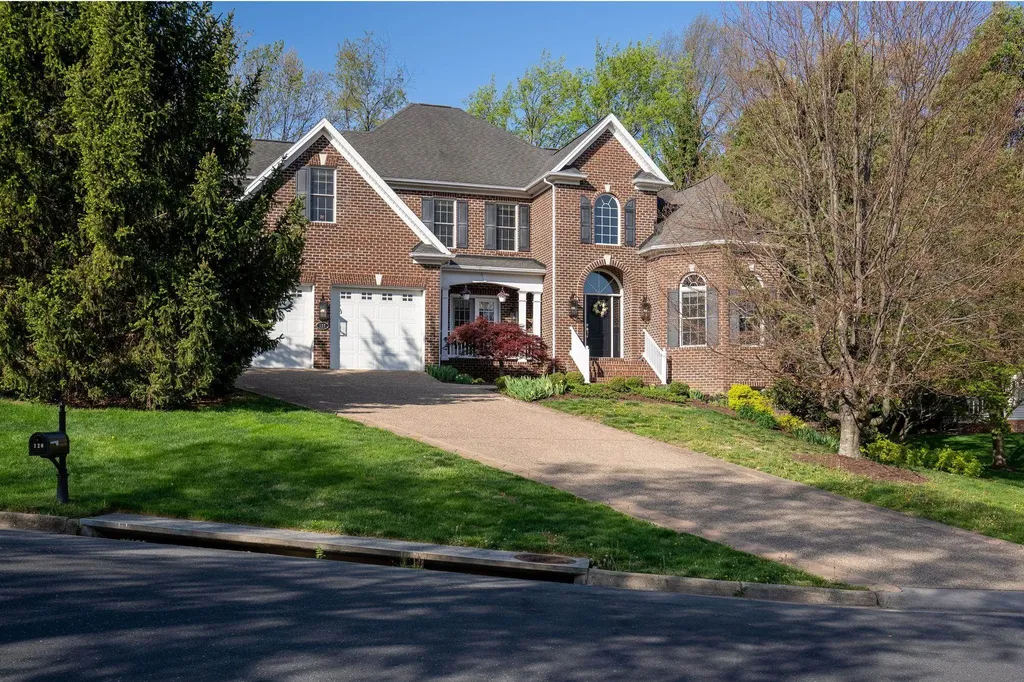 127 Fairway Drive Harrisonburg VA 22802
