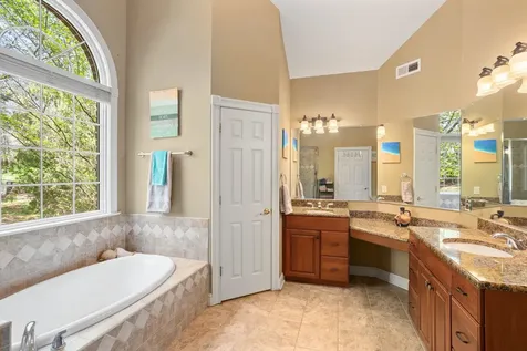 127 Fairway Drive Harrisonburg VA 22802