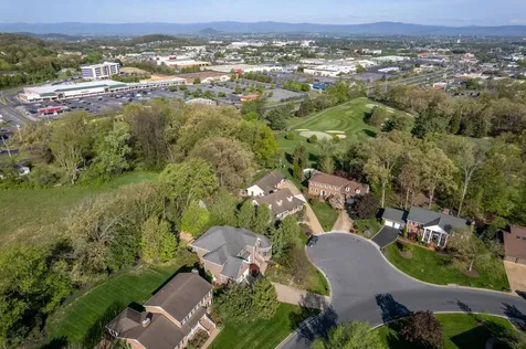 127 Fairway Drive Harrisonburg VA 22802
