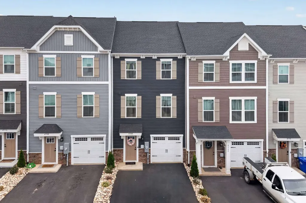 Rockingham VA, 4544 Drysdale Street