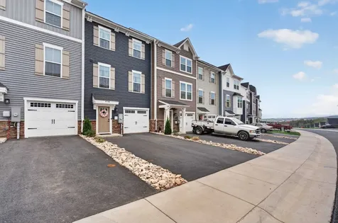 4544 Drysdale Street Rockingham VA 22801