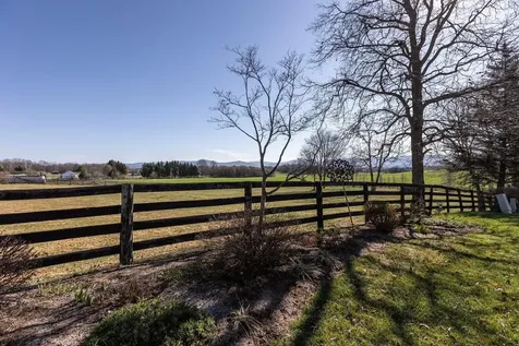 15 Chowning Circle Waynesboro VA 22980