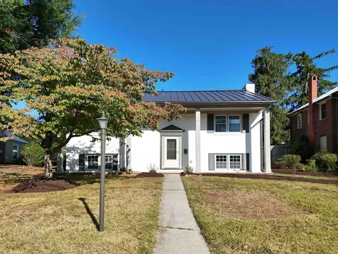 829 Jefferson Avenue Waynesboro VA 22980