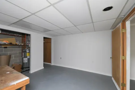 829 Jefferson Avenue Waynesboro VA 22980