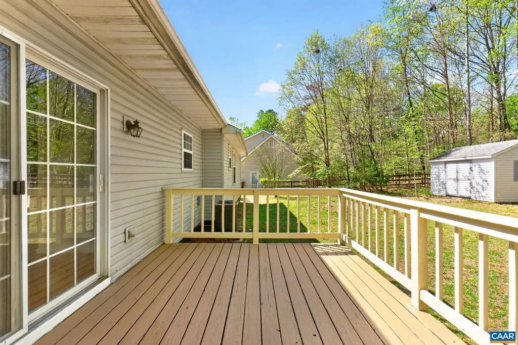 32 Hatchechubee Road Palmyra VA 22963