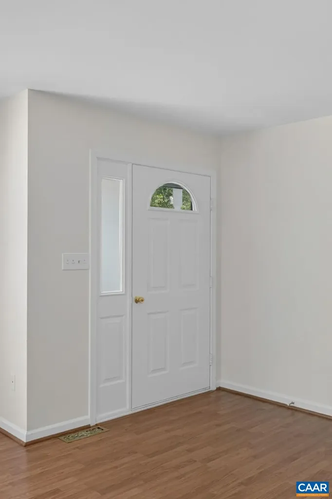 32 Hatchechubee Road Palmyra VA 22963