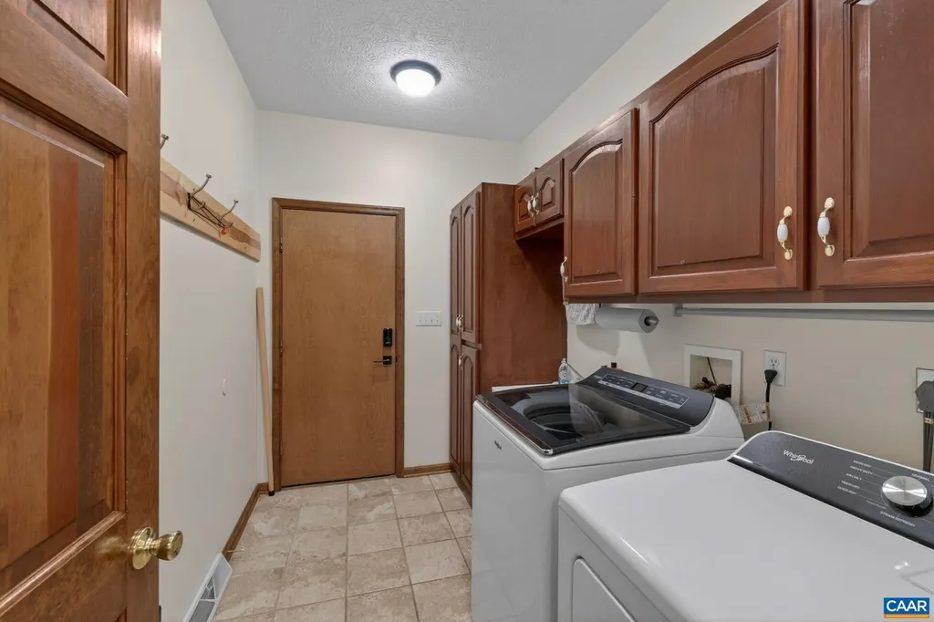 133 Pine Forest Lane Troy VA 22974