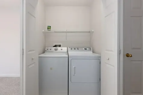 1054 Alexander Hamilton Lane Harrisonburg VA 22802