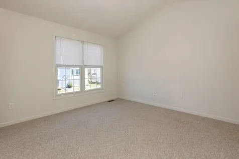 1054 Alexander Hamilton Lane Harrisonburg VA 22802