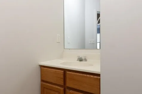 1054 Alexander Hamilton Lane Harrisonburg VA 22802