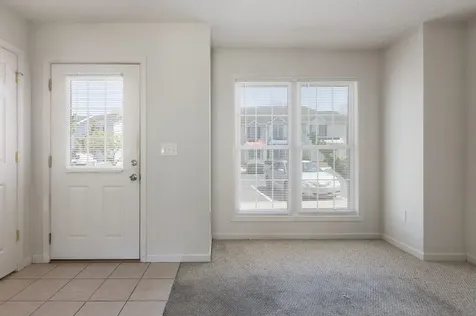 1054 Alexander Hamilton Lane Harrisonburg VA 22802
