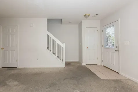 1054 Alexander Hamilton Lane Harrisonburg VA 22802