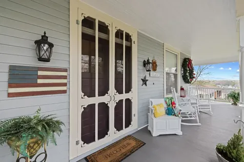 1224 4th Street Waynesboro VA 22980