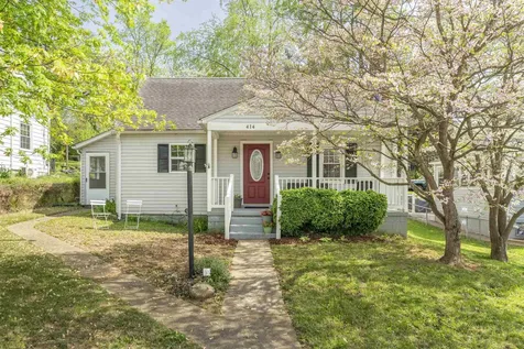 414 James Avenue Waynesboro VA 22980