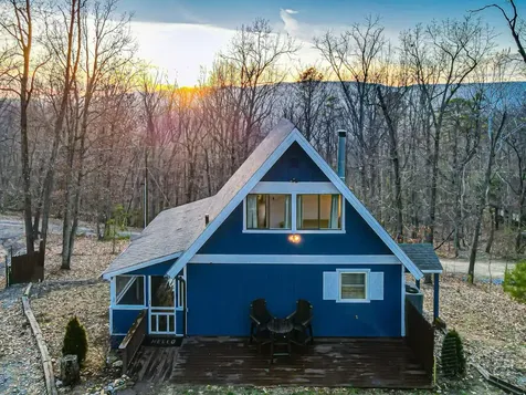 137 Park View Drive Shenandoah VA 22849