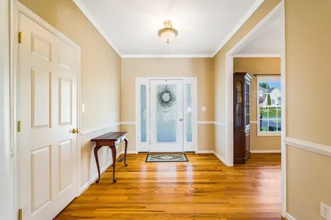84 Windsor Drive Fishersville VA 22939
