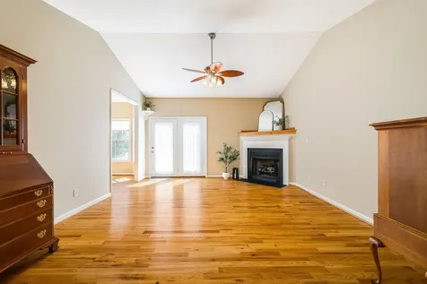 84 Windsor Drive Fishersville VA 22939